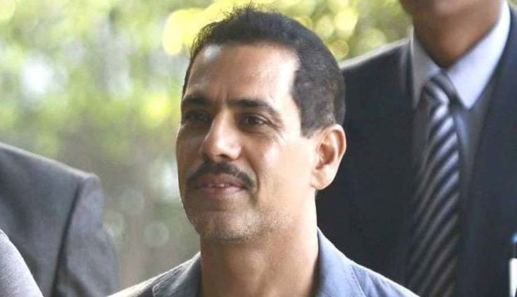 जमीन हथियाने के आरोप में रॉबर्ट वाड्रा और हरियाणा के पूर्व CM भूपिंदर हुड्डा पर FIR दर्ज