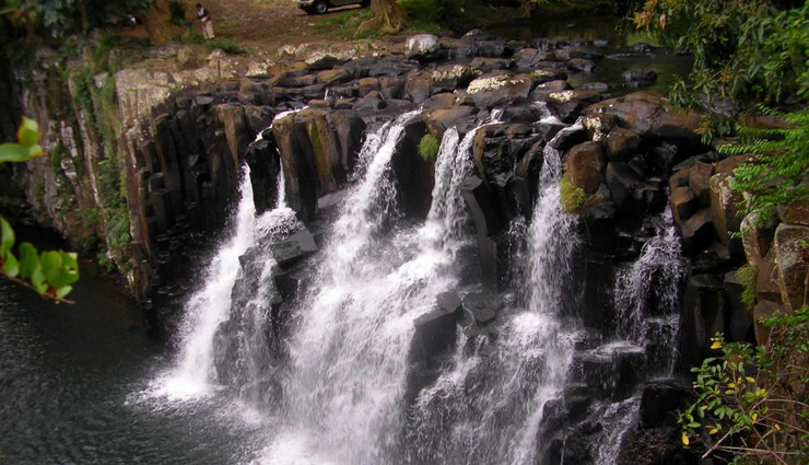 tourist spots in mauritius,honeymoon destination mauritius,places to visit in mauritius,foreign destination,holidays,travel guide,travel tips