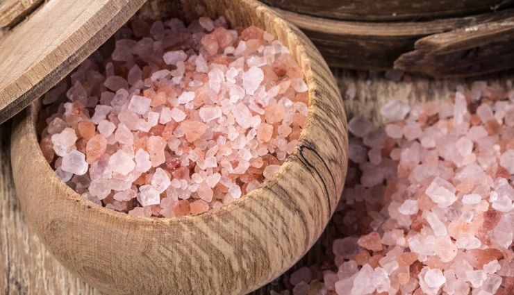 क्या आपको भी परेशान कर रही हैं पसीने की बदबू, इन उपायों से करें इसे दूर sweating smell remedies,natural remedies for sweating smell,home remedies for body odor,eliminate body odor naturally,sweat odor remedies,natural deodorants,antimicrobial remedies for body odor,absorbent remedies for body odor,ph balance remedies for body odor,astringent remedies for body odor