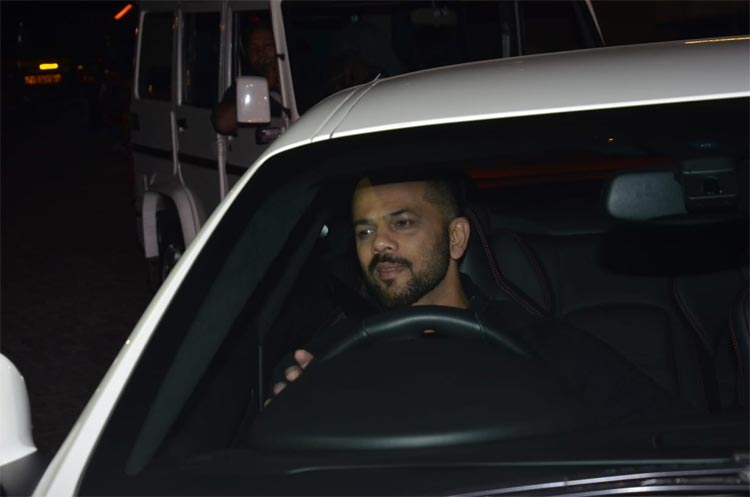 ‘सिम्बा’ ने मनाया जश्न, दीपिका बनी विशेष मेहमान, दिया आशीर्वाद, फोटो वायरल bollywod,simmba success bash,deepika padukone,ranveer singh,ajay devgn,Akshay Kumar,rohit shetty