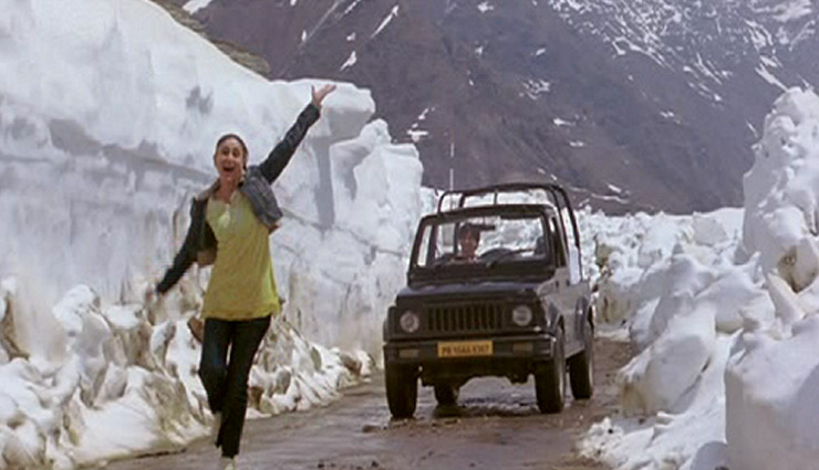 bollywood shooting places,bollywood move shooting,rohtang,udaipur,gulmarg,pongong lake,travel,toursim,holidays