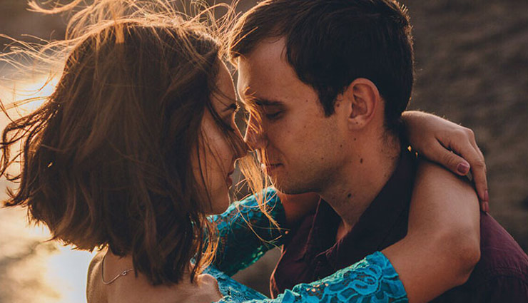 tips to keep romance intact,romance alive in relationship,relationship tips,couples tips