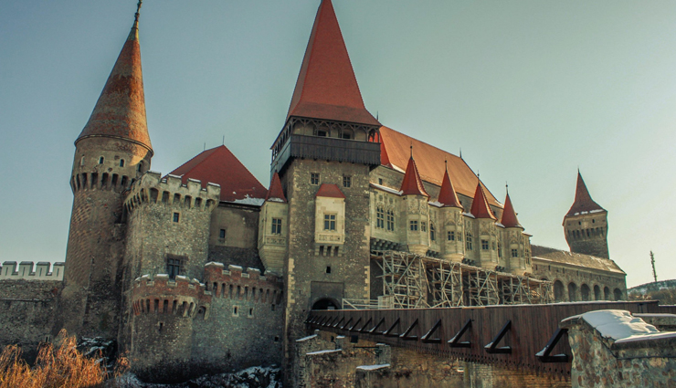 castles to visit in romania,romania,famous castles