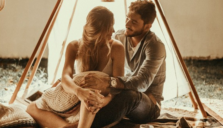 romantic with your boyfriend,ways to be romantic with your boyfriend,relationship tips,couple tips