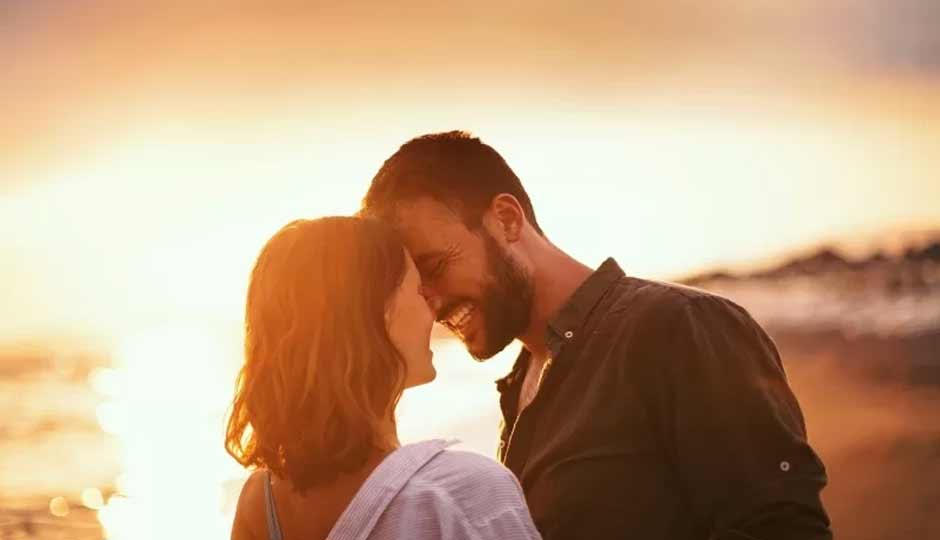 10 Signs Your Friendship May be Romantic