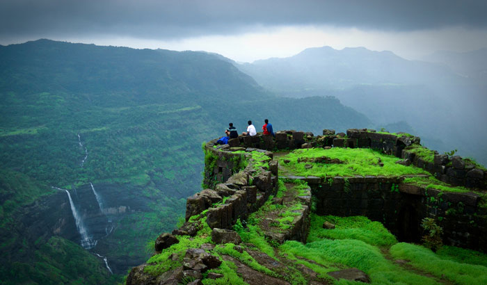 romantic destination,romantic destination in india,monsoon places in india,majuli,shimoga,wayanad,malshej ghat,valley of flowers