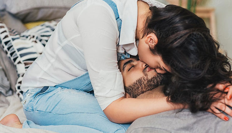 5 Sex Positions To Try For Romantic Nights