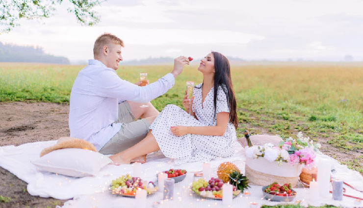 ways to be romantic with your wife,romantic gestures for wife,show love to wife,express romance,strengthen marriage,romance in marriage,romantic ideas for couples,date night ideas,love language,pamper your wife,romantic surprises,heartfelt gestures,improve relationship,husband wife romance,special moments with wife