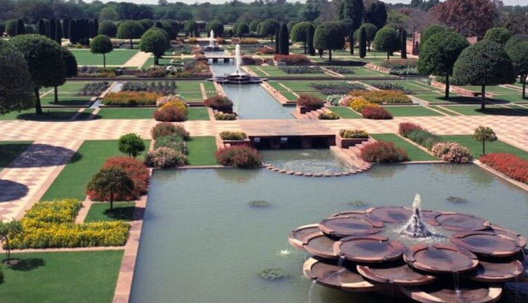 romantic places,romantic places in delhi,delhi,india,buddha garden,deer park,japanese park,delhi eye,garden of five senses