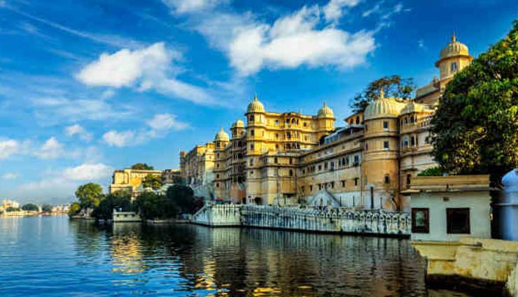 valentines day,places to celebrate valentines day,valentines day  celebration in india,romantic places in india,goa,andaman and nicobar islands,jaisalmer,gangtok,leh