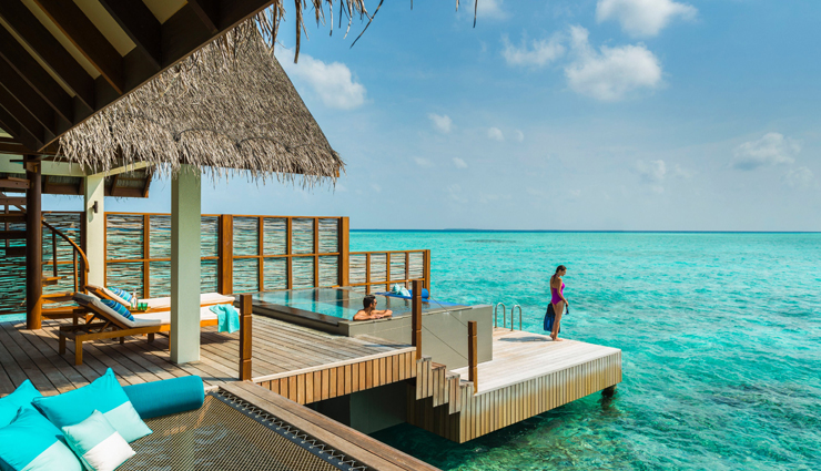 10 Most Romantic Resorts for Couples Around The World