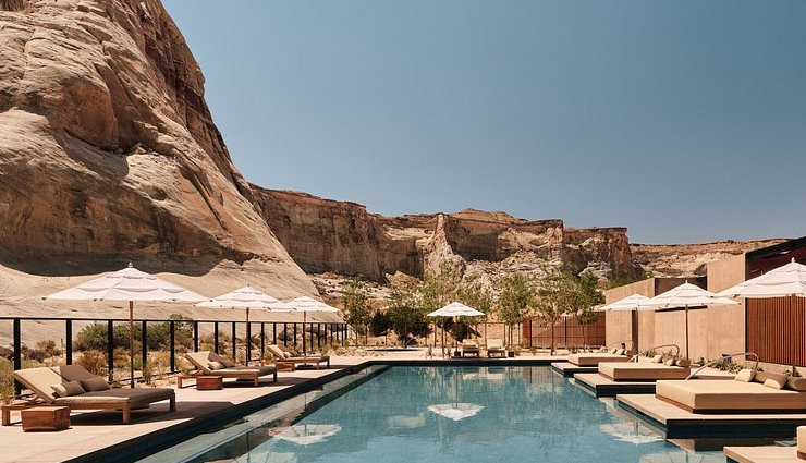 most romantic resorts for couples,best honeymoon resorts worldwide,luxury romantic getaways,top romantic resorts for couples,best couples resorts in the world,romantic beach resorts,private island resorts for couples,best honeymoon destinations,luxury resorts for honeymoon,secluded romantic resorts,best resorts for anniversary trips,romantic resorts with private pools,couples-only resorts,romantic resorts with ocean views,exotic romantic retreats