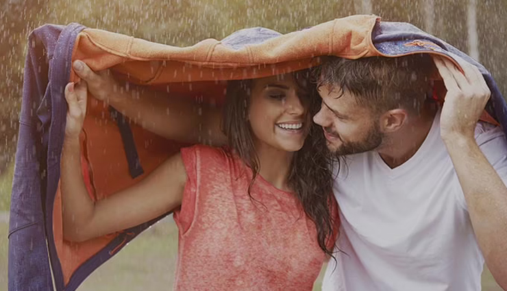 romance in rain,rain,romance,romantic tips