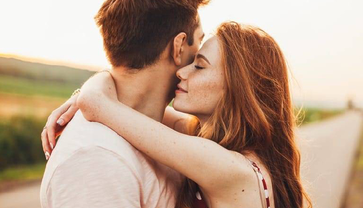 20 Ways To Be Romantic With Your Wife