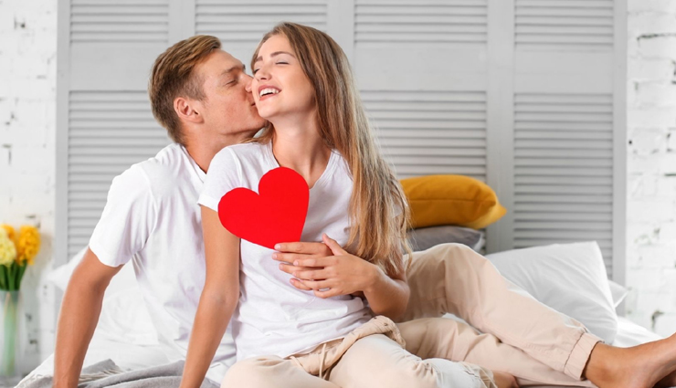 romantic gestures,grounded romance,sustaining romance,romantic intimacy,romantic subtleties,acts of romance,selflessness in romance,undivided attention,emotional connection,friendly competition,shared leisure time,cultivating memories,romantic memories,kindness in relationships,public displays of affection,physical affection,romantic expressions