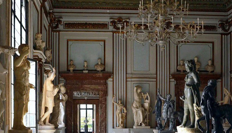 pantheon,circo massimo,baths of caracalla,galleria borghese,villa farnesina,capitoline museums,museum of the ara pacis,piazza navona,the spanish steps,piazza venezia,attractions in rome,rome,places to visit in rome