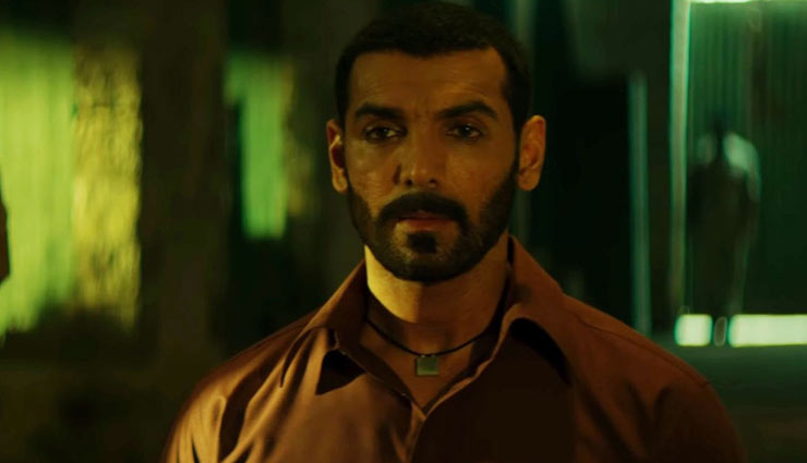 बॉक्स ऑफिस पर ‘रॉ’ ने पहले दिन ही तोड़ा दम, 3 दिन 20 करोड़!