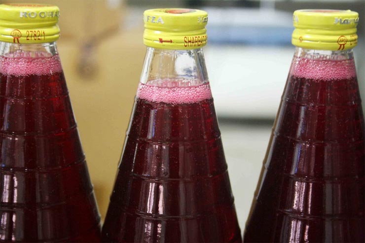 भारतीय बाजारों से गायब हुआ Rooh Afza, तो 'हमदर्द' पाकिस्तान ने की सप्लाई की पेशकश pakistan,rooh afza,india,ramadan 2019,wagah border,hamdard,news,news in hindi