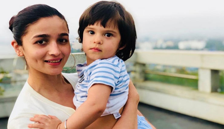 Karan Johar shares adorable picture of his girls Alia Bhatt and daughter Roohi