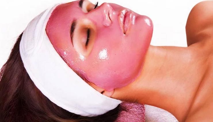 गुलाब फेस पैक दिलाएगा घर बैठे निखार, जानें इसका तरीका