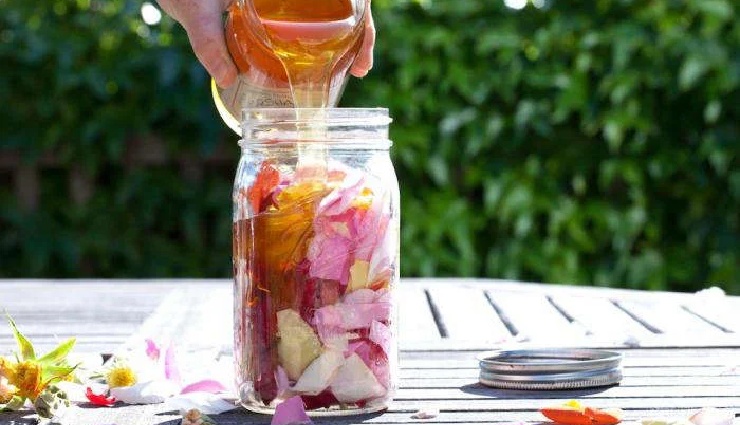 rose petals for skin,rose petal recipes,diy rose face mask,natural remedies with rose petals,rose petal benefits,glowing skin with rose,rose scrub for acne,home remedies for dry skin,rose petals for flawless skin,skin care with red roses,beauty tips with rose petals,natural skin care ideas