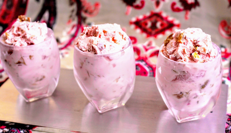 rose ice cream,homemade rose ice cream,hunger struck,food,rose ice cream,how to make rose ice cream