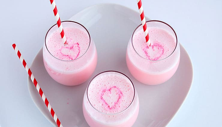 दूध पीने का अलग अंदाज सेहत के लिए हो सकता हैं फायदेमंद, जानें इसके 11 तरीके milk,types of milk,doodh,health benefit of milk,different type of milk,almond milk,chocolate milk,cardamom milk,kesar,Health,Health tips