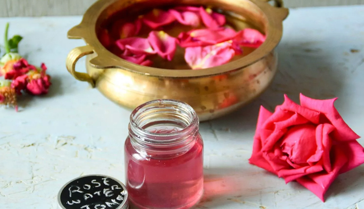 homemade skin toners,skin toners to get glowing skin,skin toners,beauty tips,beauty hacks,natural skin toners