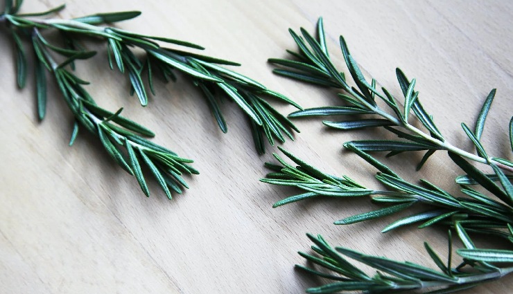 natural beauty herbs,herbs for skin care,herbs for hair growth,herbal beauty treatments,natural skincare ingredients,beauty tips with herbs,herbal remedies for skin,glowing skin herbs,healthy hair herbs,herbal beauty secrets