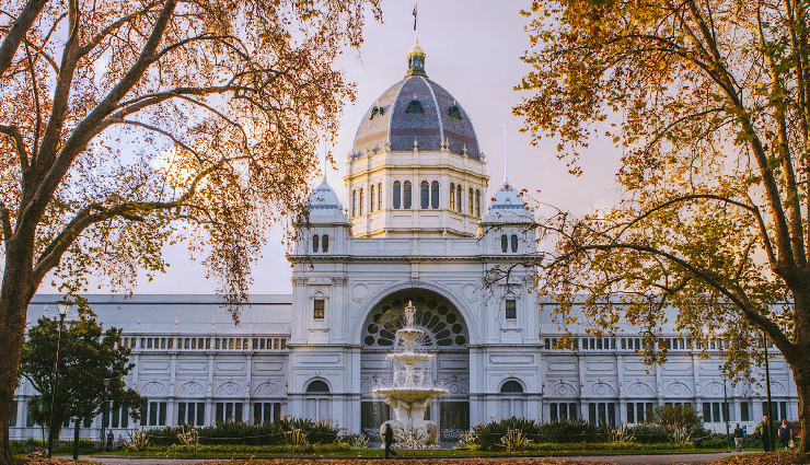 melbourne tourist attractions,best places to visit in melbourne,melbourne sightseeing spots,melbourne landmarks,things to do in melbourne,melbourne travel guide,melbourne cultural sites,melbourne royal botanic garden,docklands melbourne,yarra valley tours,melbourne shrine of remembrance,flinders street station,melbourne cricket ground tours,royal exhibition building,peninsula hot springs melbourne,sea life melbourne aquarium,st kilda beach activities,melbourne historical sites,melbourne family attractions,melbourne must-see places