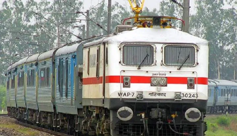 RRB : जानें-कब से कब तक चलेगी NTPC यूजी लेवल और JE के इन 5620 पदों के लिए आवेदन प्रक्रिया