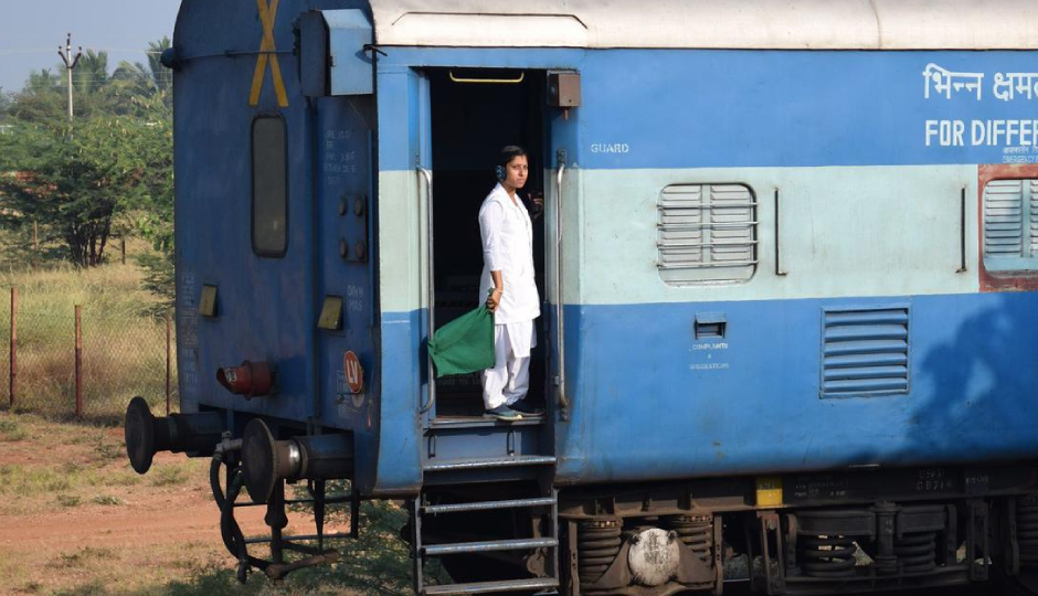 RRC : भरे जाएंगे अप्रेंटिस के 3115 पद, आवेदन करने से पहले उम्मीदवारों के लिए ये बातें जानना जरूरी