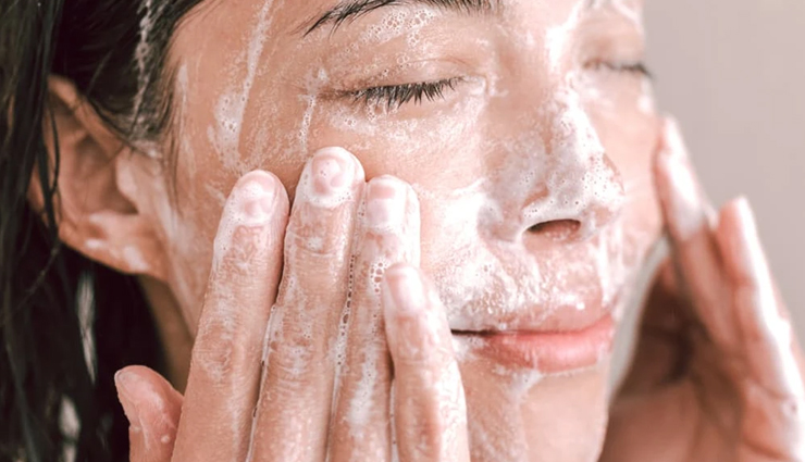 washing your face,face washing tips,mistakes while washing face,face,face care tips,skin care tips