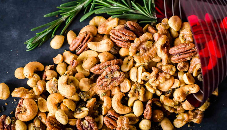 Recipe- Spicy Rum and Rosemary Mixed Nuts
