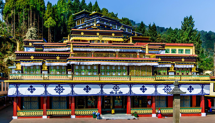 buddhist monasteries,buddhist monasteries in india,india tourism,india tourist places,sanchi,sarnnath,kushinagar,tourist places in india