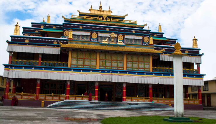 gangtok,tourist places in gangtok,sikkim,beautiful places in gangtok,gangtok travel,gangtok tourism
