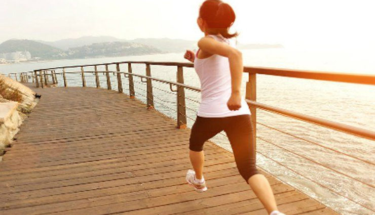 दौड़ना सेहत के लिए बहुत फायदेमंद, लेकिन इन बातों का ध्यान रखना जरूरी 