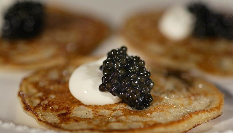 traditional russian cuisine,russian cuisine,pelmeni,borscht,blini,kotleti,beef stroganoff