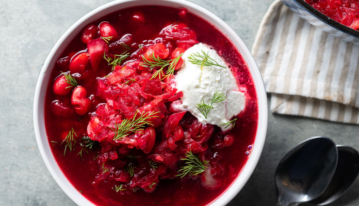 russian cuisines,must try russian cuisines,traditional russian cuisines,pelmeni,borscht,blini,kotleti,beef stroganoff,mushroom julienne