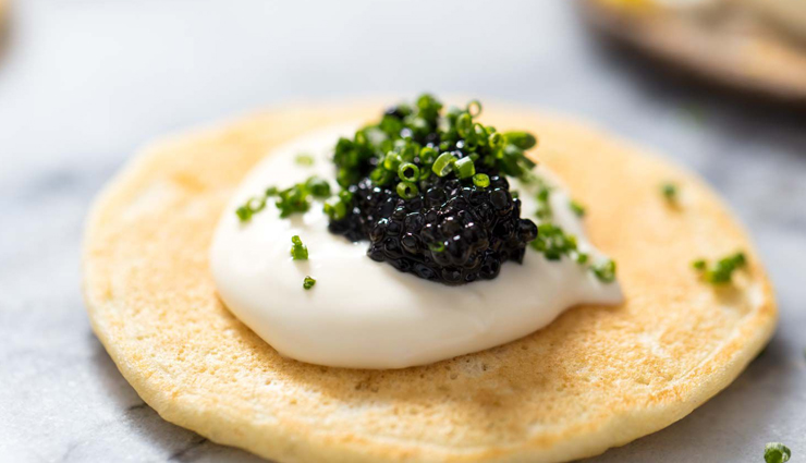 russian cuisines,must try russian cuisines,pelmeni,borscht,blini,kotleti,beef stroganoff