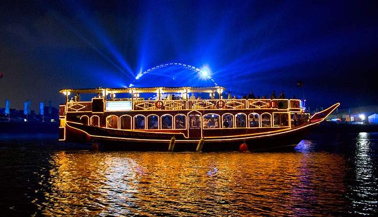 floating restaurant in world,valley lake restaurant kerala,roster dhau dubai,jumbo kingdom hong kong,sea restaurant wenkunwar,sea palace emstrdum neetherland