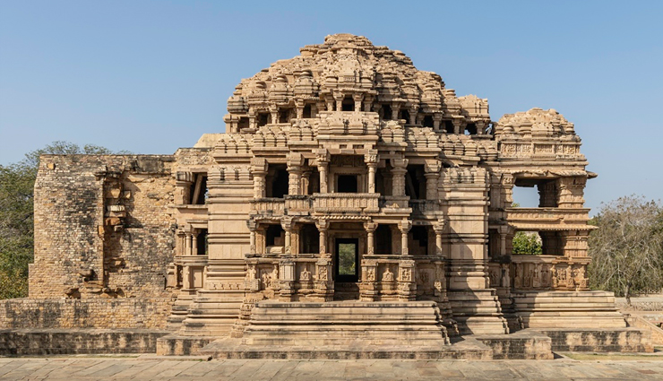 gwalior tourist places,must-visit attractions in gwalior,historic sites in gwalior,gwalior fort and palaces,cultural heritage of gwalior,famous monuments in gwalior,temples and religious sites in gwalior,scenic spots in gwalior,gwalior architectural marvels,gwalior city sightseeing,hidden gems in gwalior,gwalior royal heritage sites,gwalior natural attractions,museums and art galleries in gwalior,gwalior historical significance