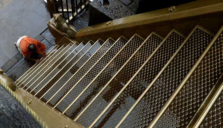 Sabarimala doors open, 30-year-old woman with family seeks protection to enter temple