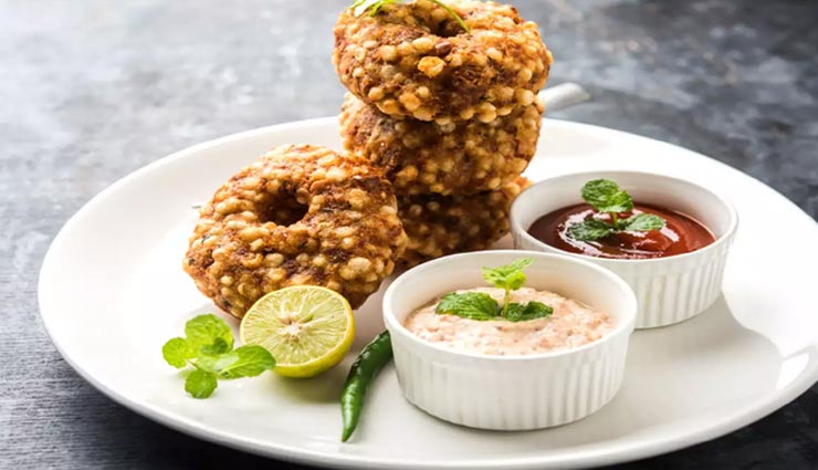 फलाहार के लिए बेस्ट ऑप्शन हैं साबूदाना डोनट्स #Recipe 