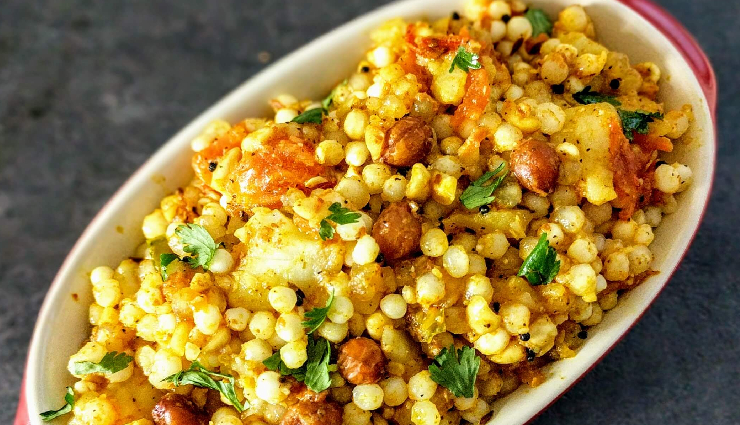 नवरात्रि में फलाहार के रूप में बेहतरीन विकल्प है साबूदाना खिचड़ी, इसके सेवन से देर तक नहीं लगती भूख #Recipe
