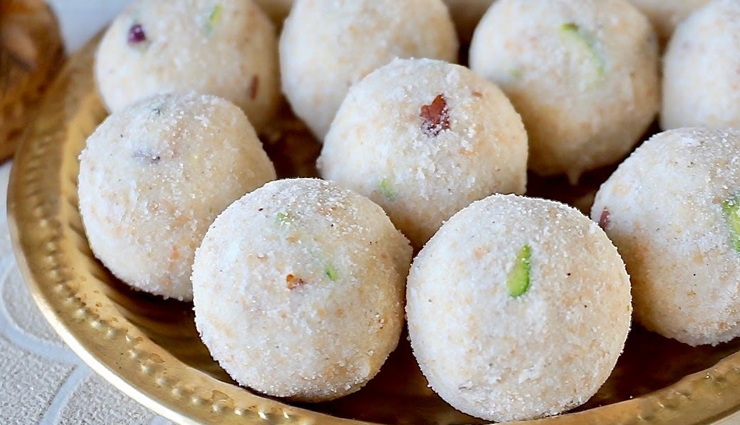 sabudana ladoo,sabudana ladoo recipes,easy vrat recipes,hunger struck,food,sabudana ladoo recipe in hindi,how to make a sabudana ladoo,sabudana ladoo recipe in english,sabudana ladoo homemade,sweet sabudana ladoo