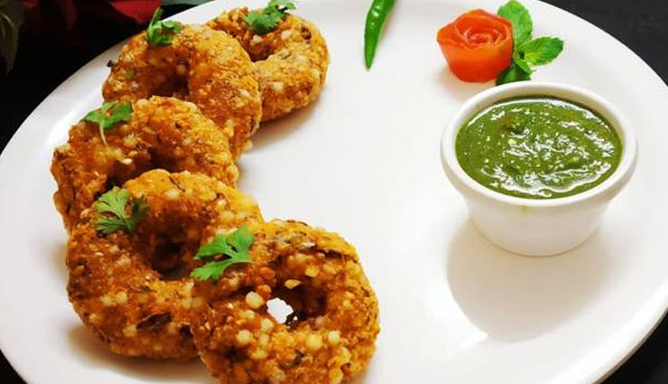 व्रत के लिए फलाहार में बनाएं साबूदाना रिंग्स, कम वक्त में ऐसे करे तैयार; Recipe sabudana rings recipe in hindi,sabudana rings recipe,vrat recipe,sabudana recipe,recipe in hindi