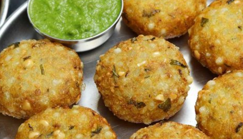 sabudana vada,sabudana vada fast,sabudana vada ingredients,sabudana vada recipe,sabudana vada family,sabudana vada tasty,sabudana vada delicious,sabudana vada falahar,sabudana vada vrat,sabudana vada upvas