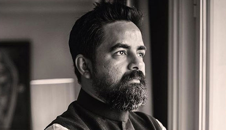 साड़ी विवाद : सब्यसाची ने 'शर्म' शब्द के लिए माफी मांगी