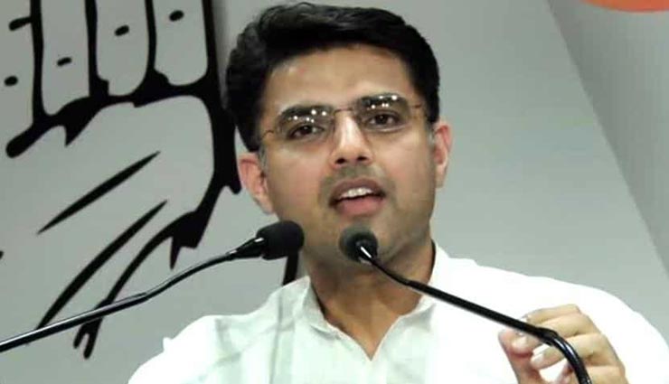 CM की दौड़ में सचिन से आगे निकले अशोक गहलोत, नजर डाले दोनों नेताओं की खूबियों और खामियों पर rajasthan,rajasthan chief minister,rahul gandhi,congress,ashok gehlot,sachin pilot